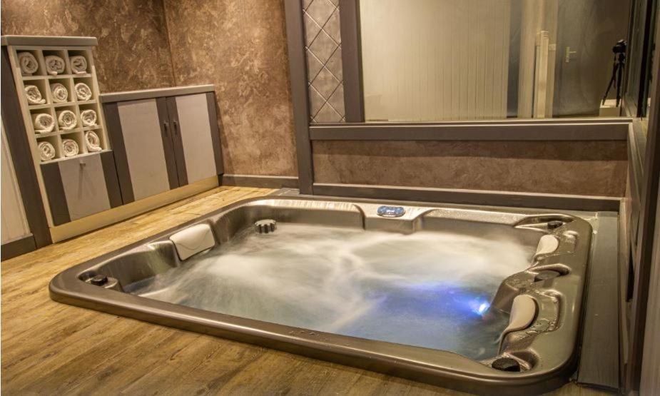 Hotel Ancolie - Champagny En Vanoise La Plagne Eksteriør bilde